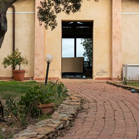 Camera vista mare, ingresso indipendente in Villa VìVì-2
